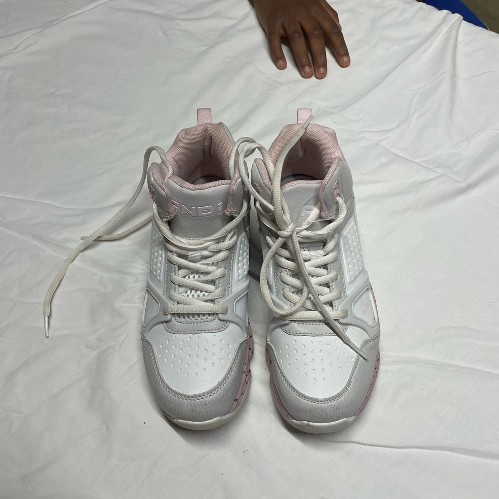 AND1 Kids Sneakers - White and Pink